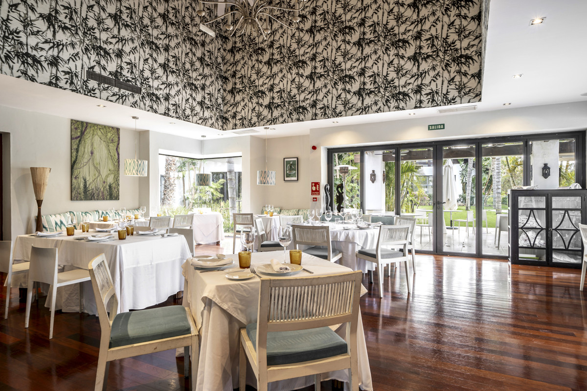 Huis te koop in Estepona | 5 slaapkamers H5106211