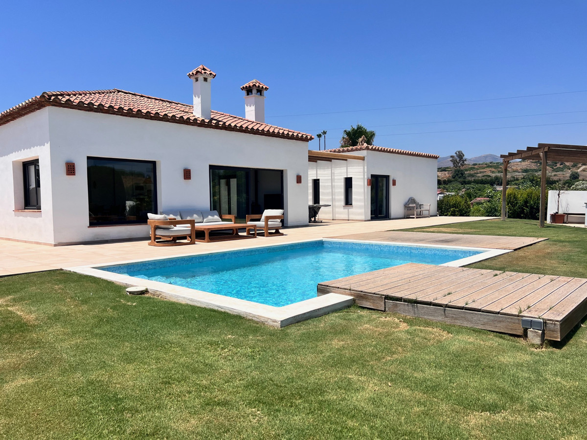Huis te koop in Estepona | 3 slaapkamers H5106574