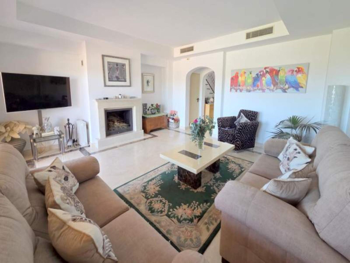 Huis te koop in Estepona | 3 slaapkamers H5107336