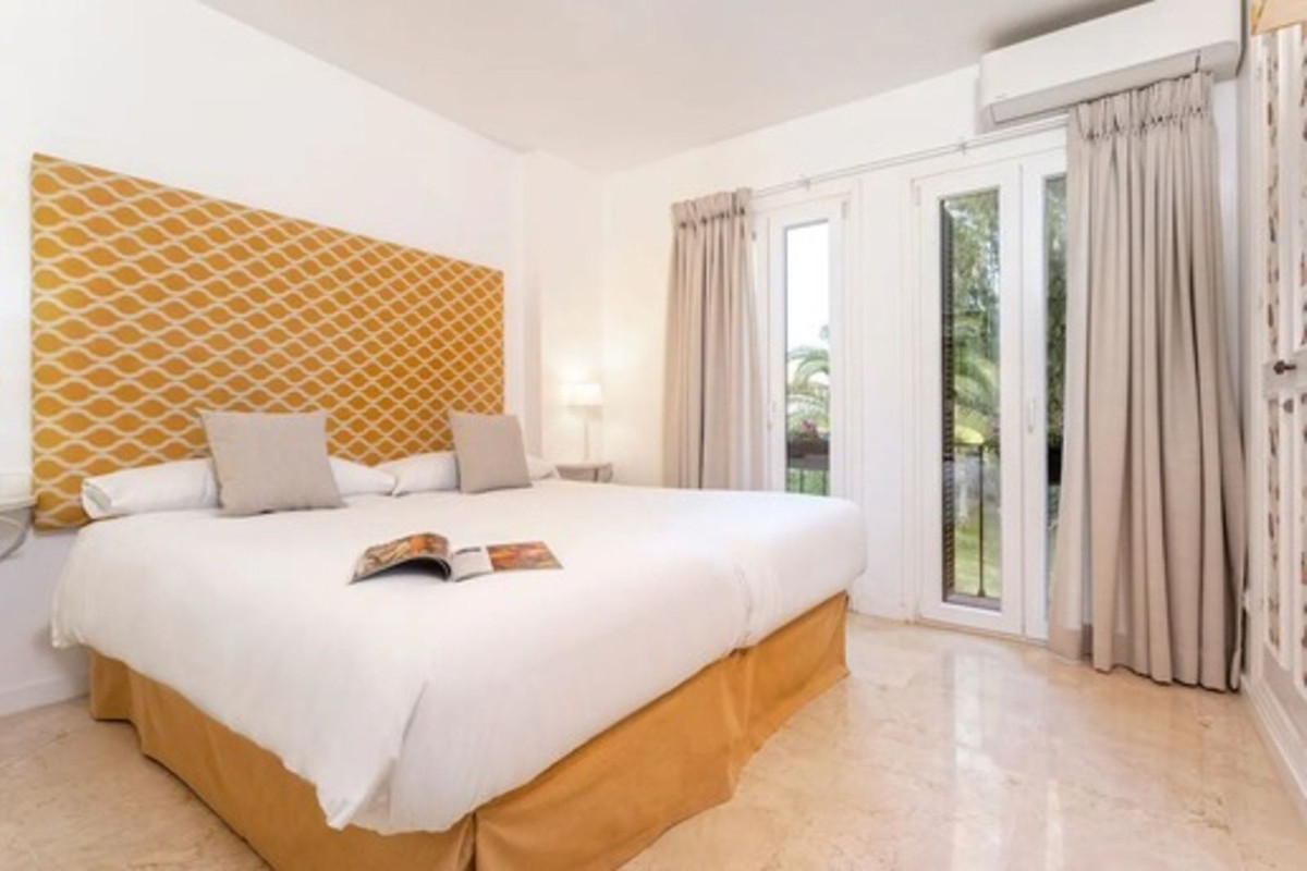 Huis te koop in Estepona | 2 slaapkamers H5108851