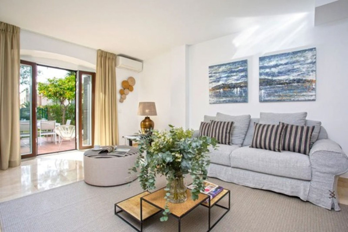 Huis te koop in Estepona | 2 slaapkamers H5108851