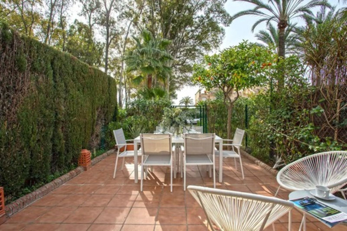 Huis te koop in Estepona | 2 slaapkamers H5108851