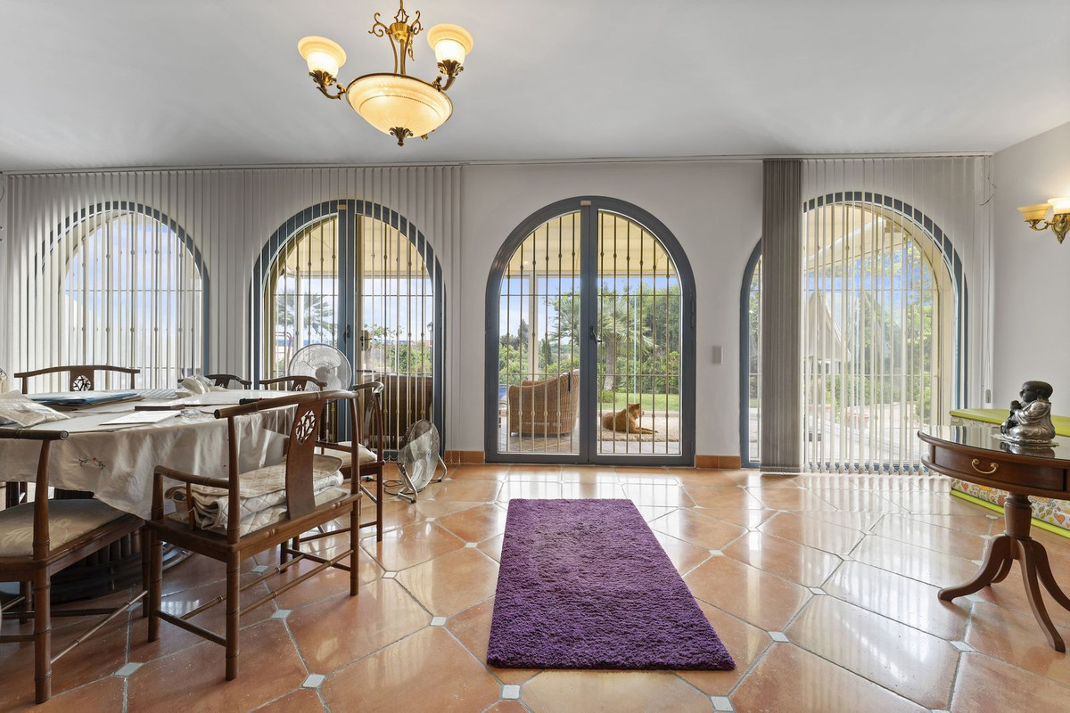 Huis te koop in Estepona | 4 slaapkamers H5111377