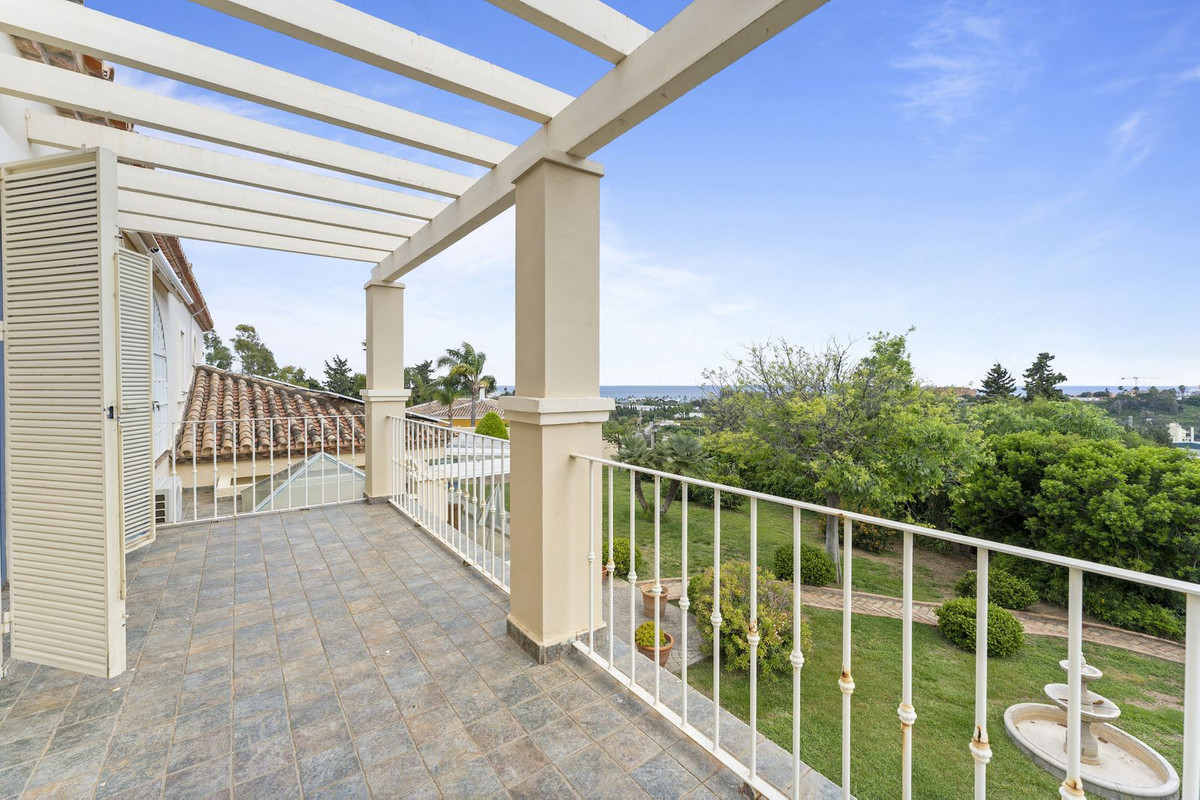 Huis te koop in Estepona | 4 slaapkamers H5111377