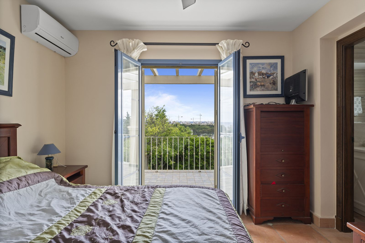 Huis te koop in Estepona | 4 slaapkamers H5111377
