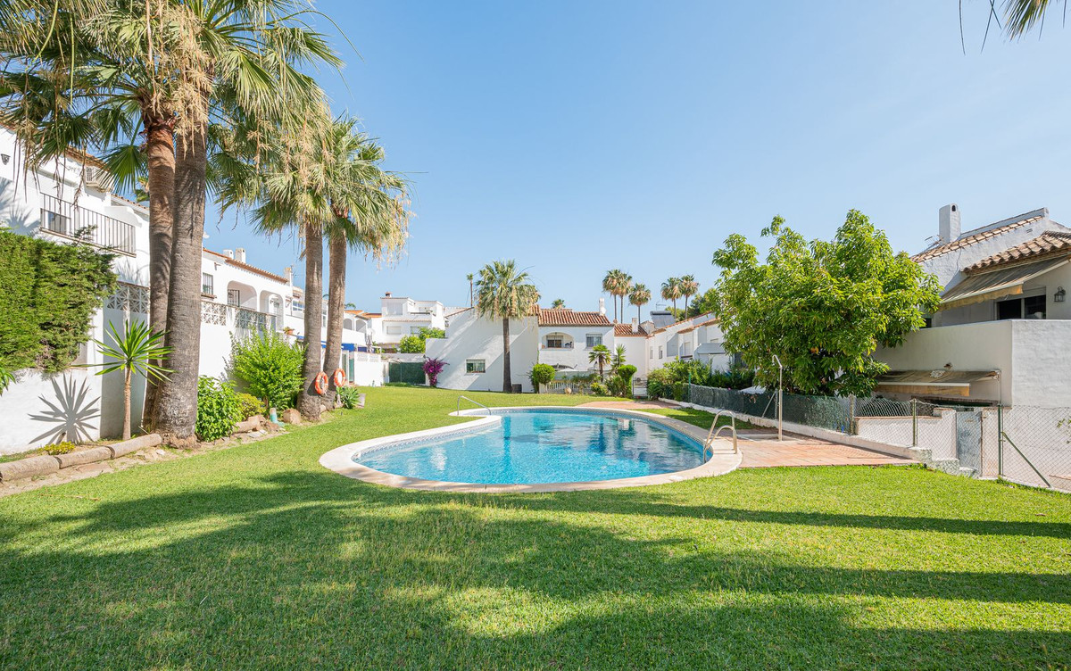 Huis te koop in Estepona | 4 slaapkamers H5112328