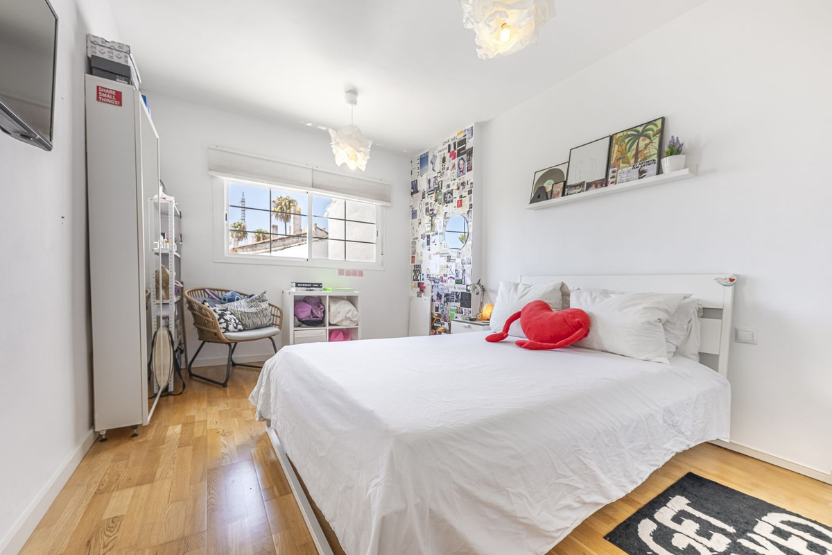 Huis te koop in Estepona | 4 slaapkamers H5112328