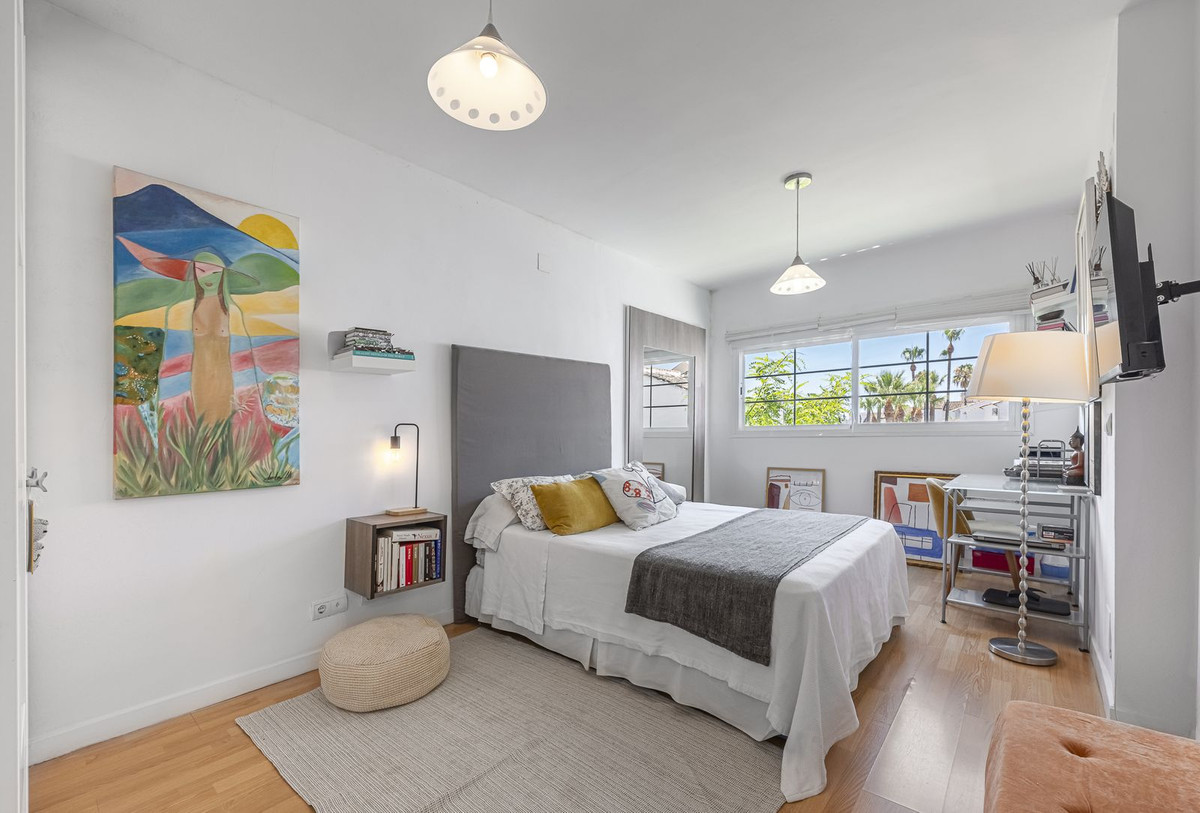 Huis te koop in Estepona | 4 slaapkamers H5112328