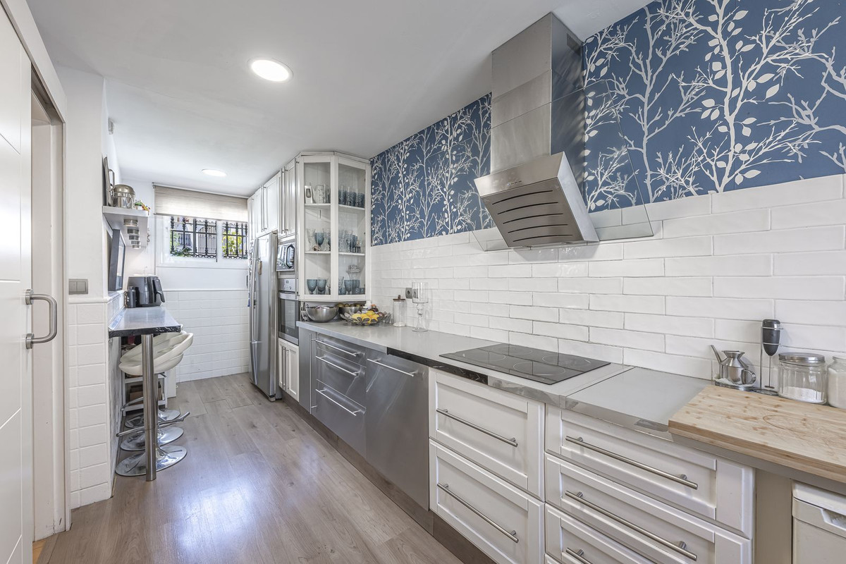 Huis te koop in Estepona | 4 slaapkamers H5112328