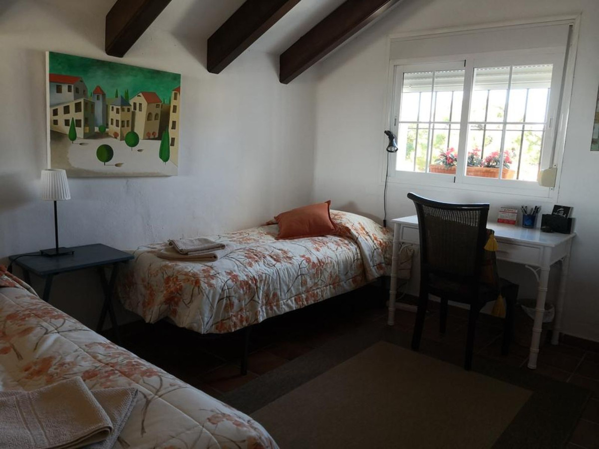 Finca - Cortijo te koop in Estepona | 4 slaapkamers H5114683