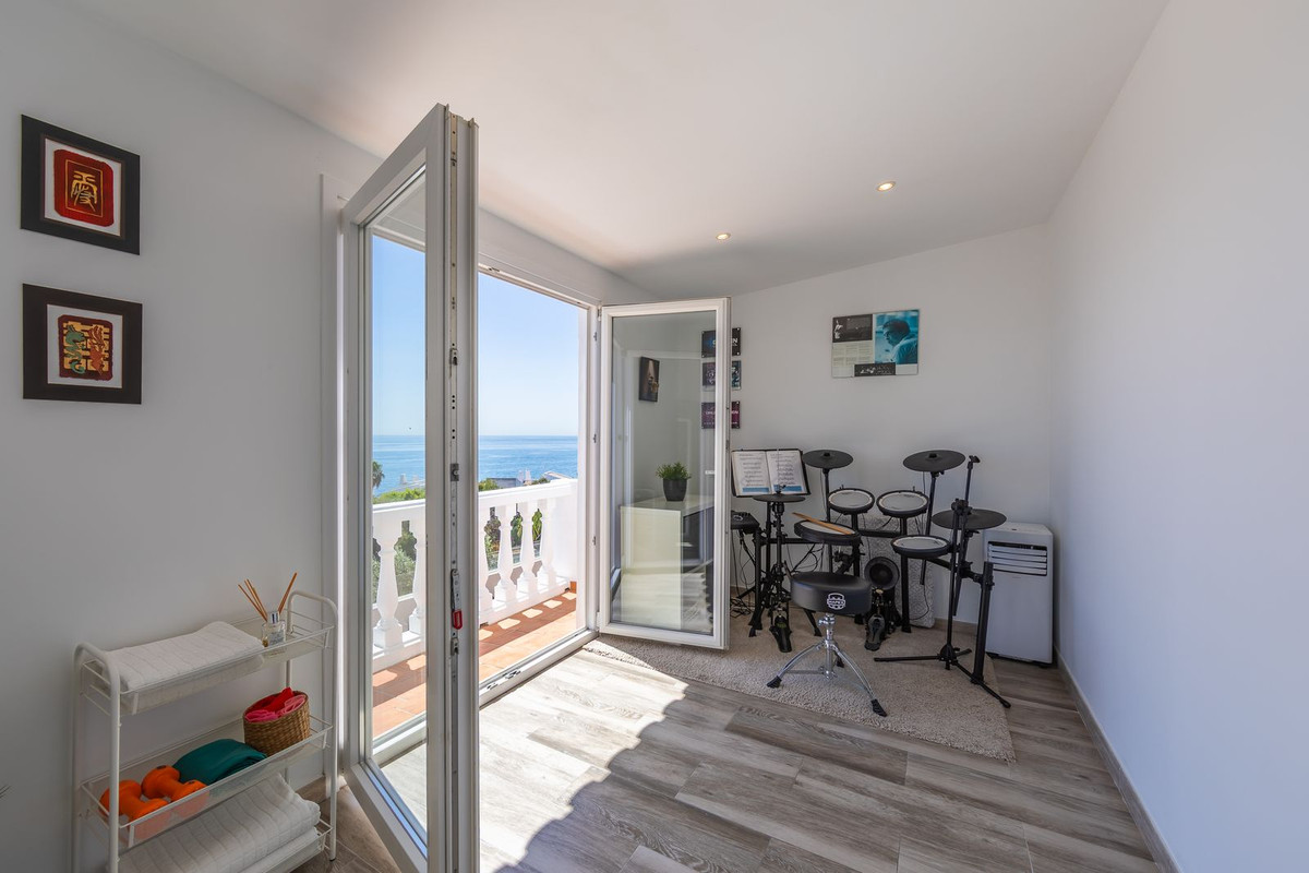 Huis te koop in Estepona | 3 slaapkamers H5118034