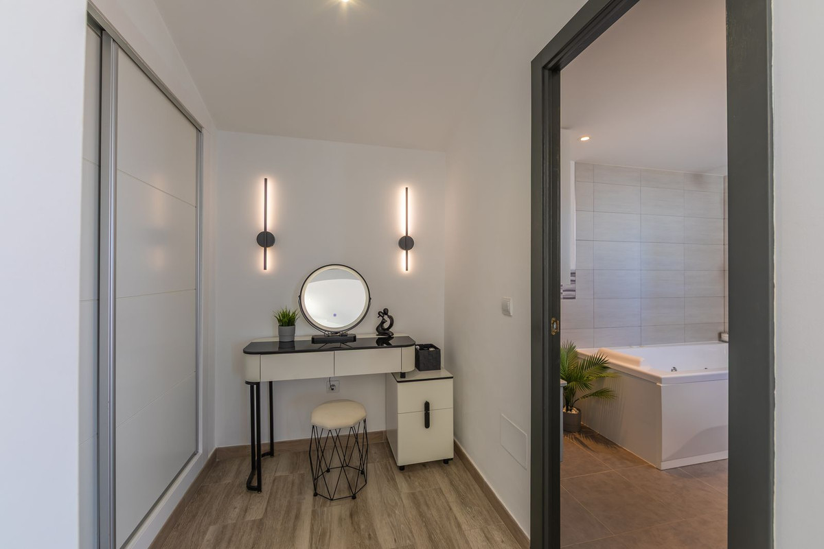 Huis te koop in Estepona | 3 slaapkamers H5118034