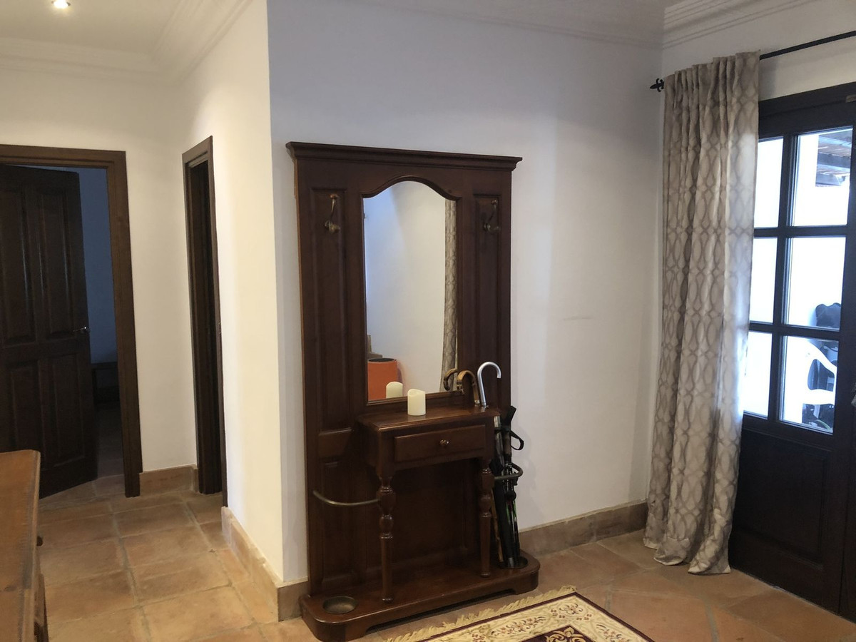 Finca - Cortijo te koop in Estepona | 4 slaapkamers H5122984