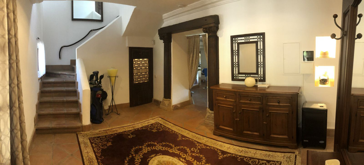 Finca - Cortijo te koop in Estepona | 4 slaapkamers H5122984