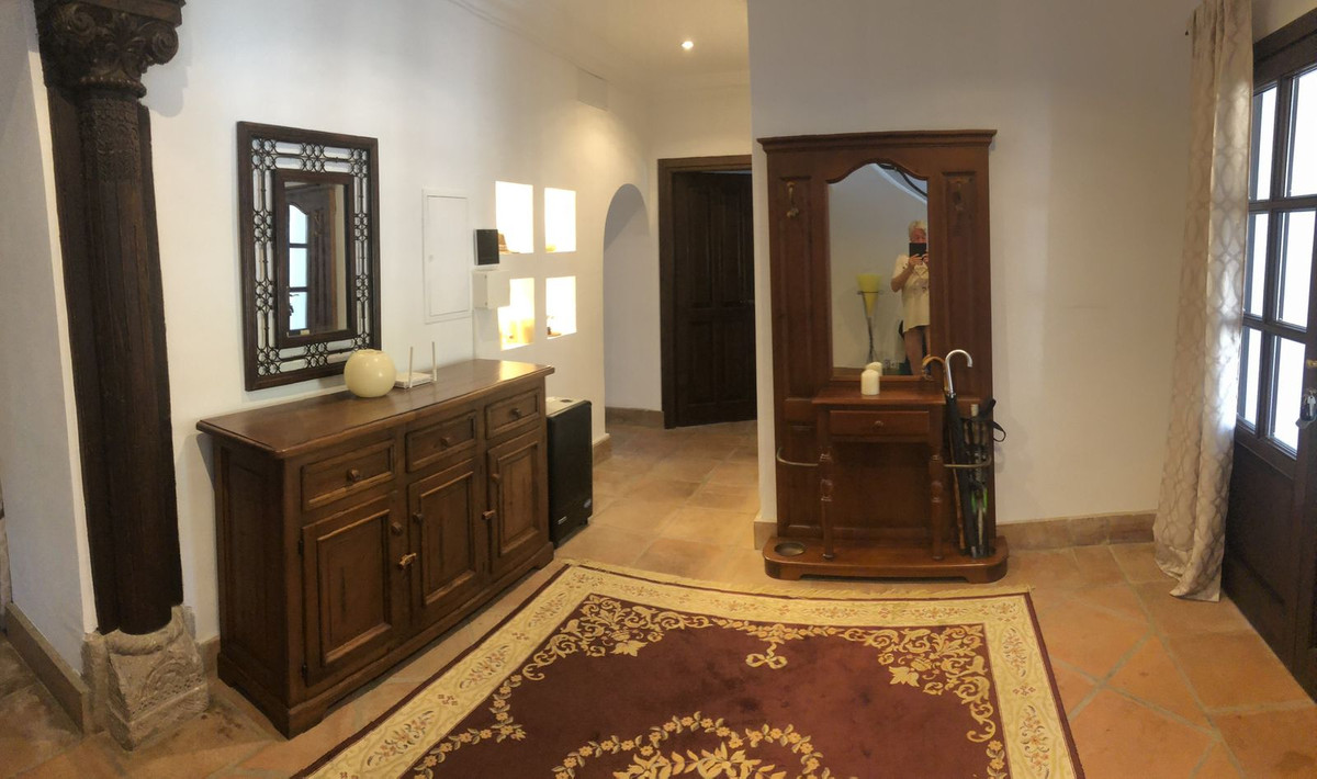 Finca - Cortijo te koop in Estepona | 4 slaapkamers H5122984