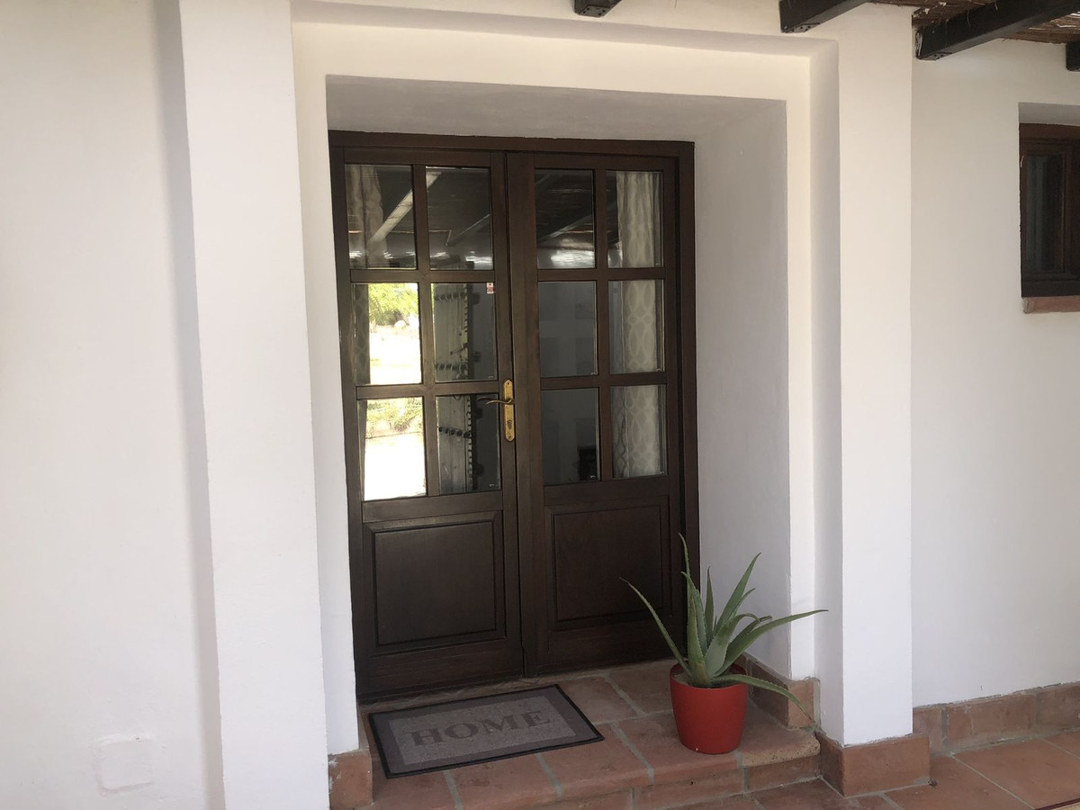 Finca - Cortijo te koop in Estepona | 4 slaapkamers H5122984