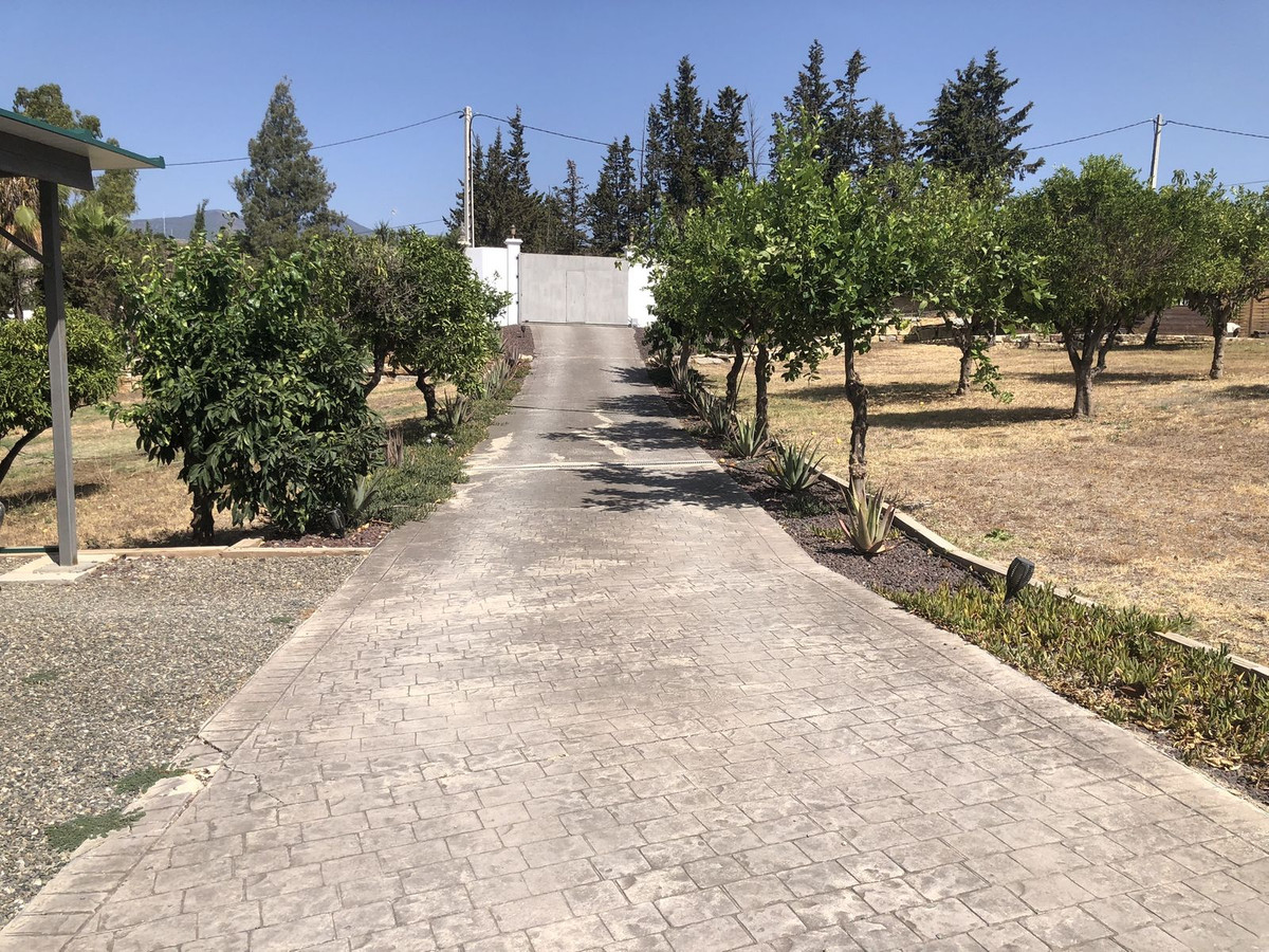 Finca - Cortijo te koop in Estepona | 4 slaapkamers H5122984