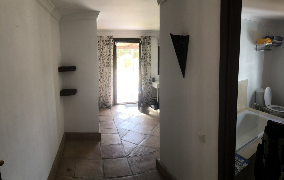 Finca - Cortijo te koop in Estepona | 4 slaapkamers H5122984