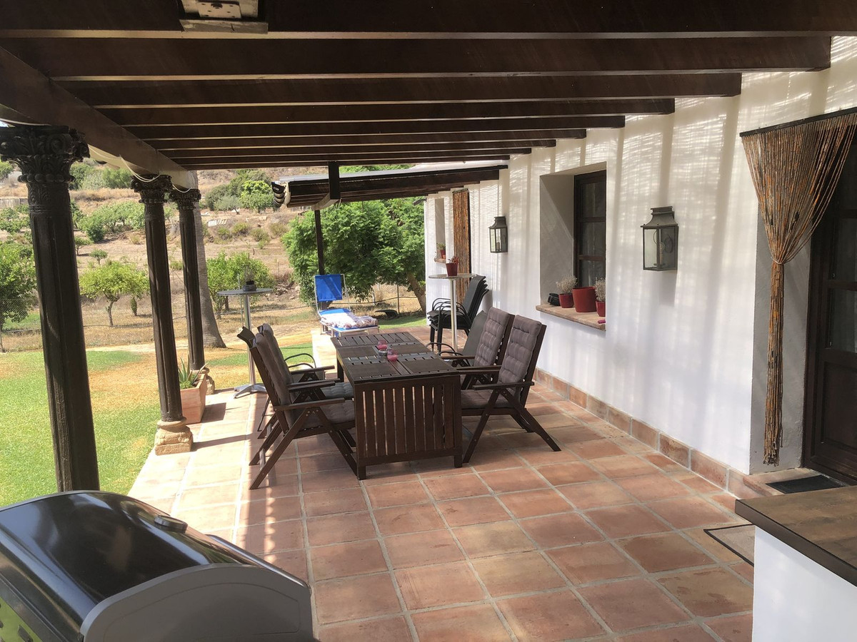 Finca - Cortijo te koop in Estepona | 4 slaapkamers H5122984