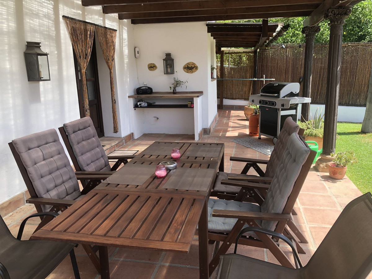 Finca - Cortijo te koop in Estepona | 4 slaapkamers H5122984