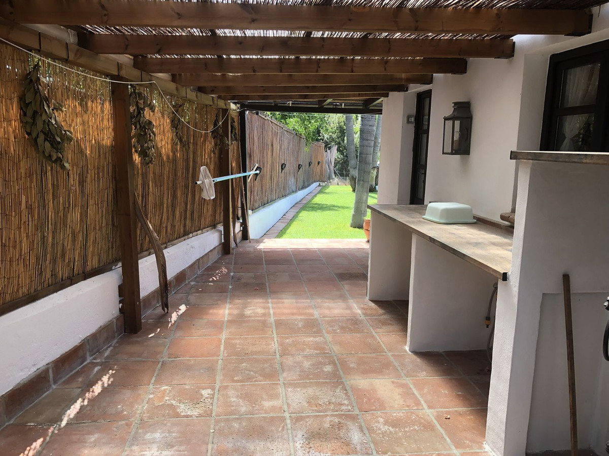 Finca - Cortijo te koop in Estepona | 4 slaapkamers H5122984