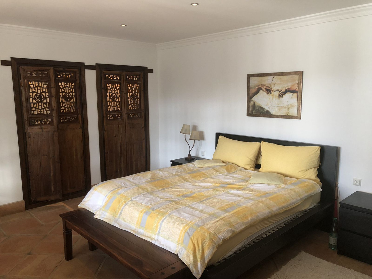 Finca - Cortijo te koop in Estepona | 4 slaapkamers H5122984