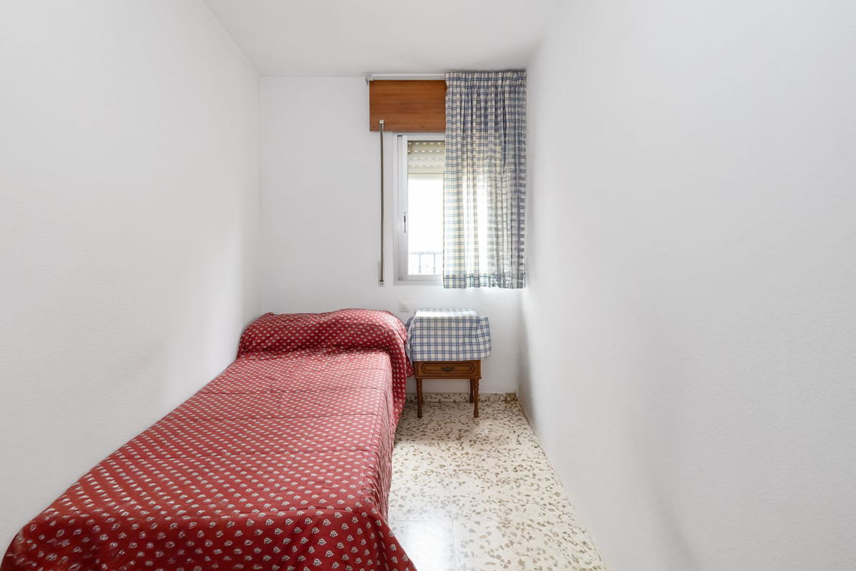 Huis te koop in Estepona | 4 slaapkamers H5123968