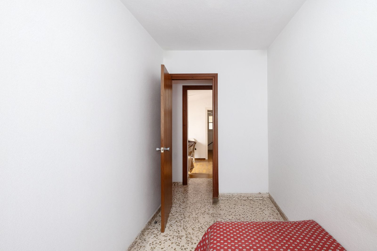 Huis te koop in Estepona | 4 slaapkamers H5123968
