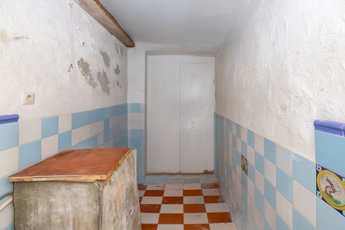 Huis te koop in Estepona | 4 slaapkamers H5123968