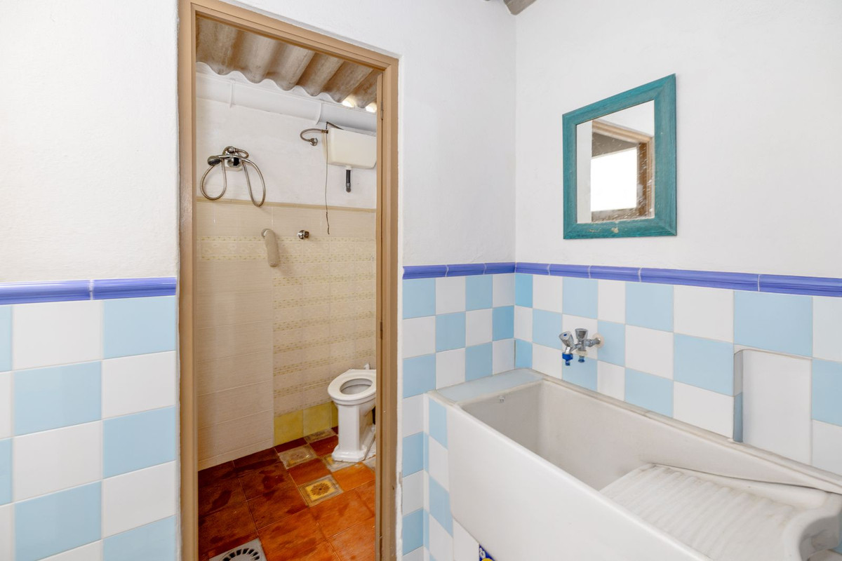 Huis te koop in Estepona | 4 slaapkamers H5123968