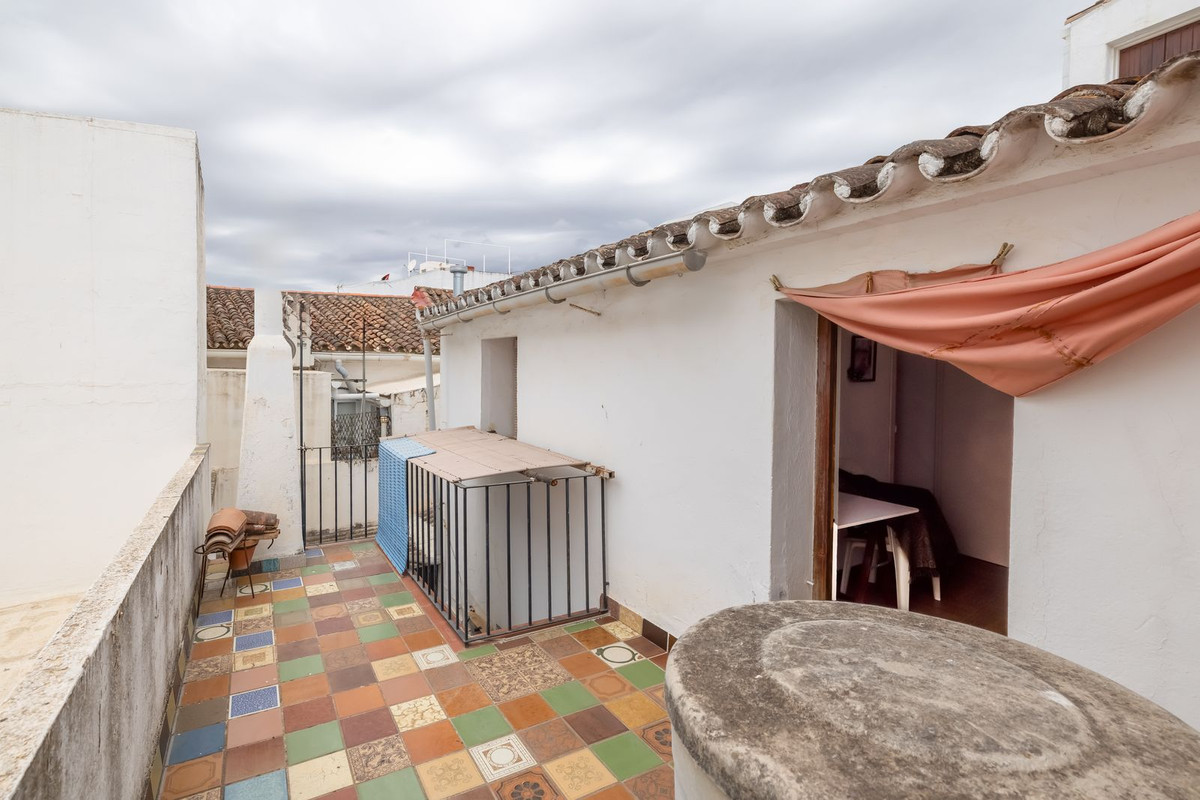 Huis te koop in Estepona | 4 slaapkamers H5123968