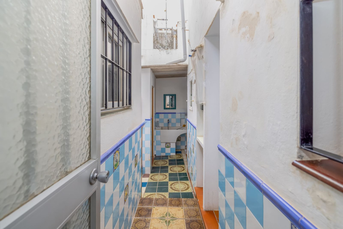 Huis te koop in Estepona | 4 slaapkamers H5123968