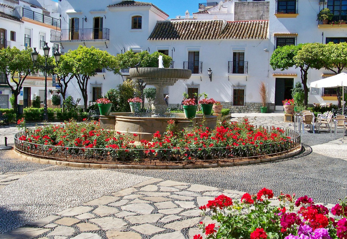Huis te koop in Estepona | 4 slaapkamers H5123968