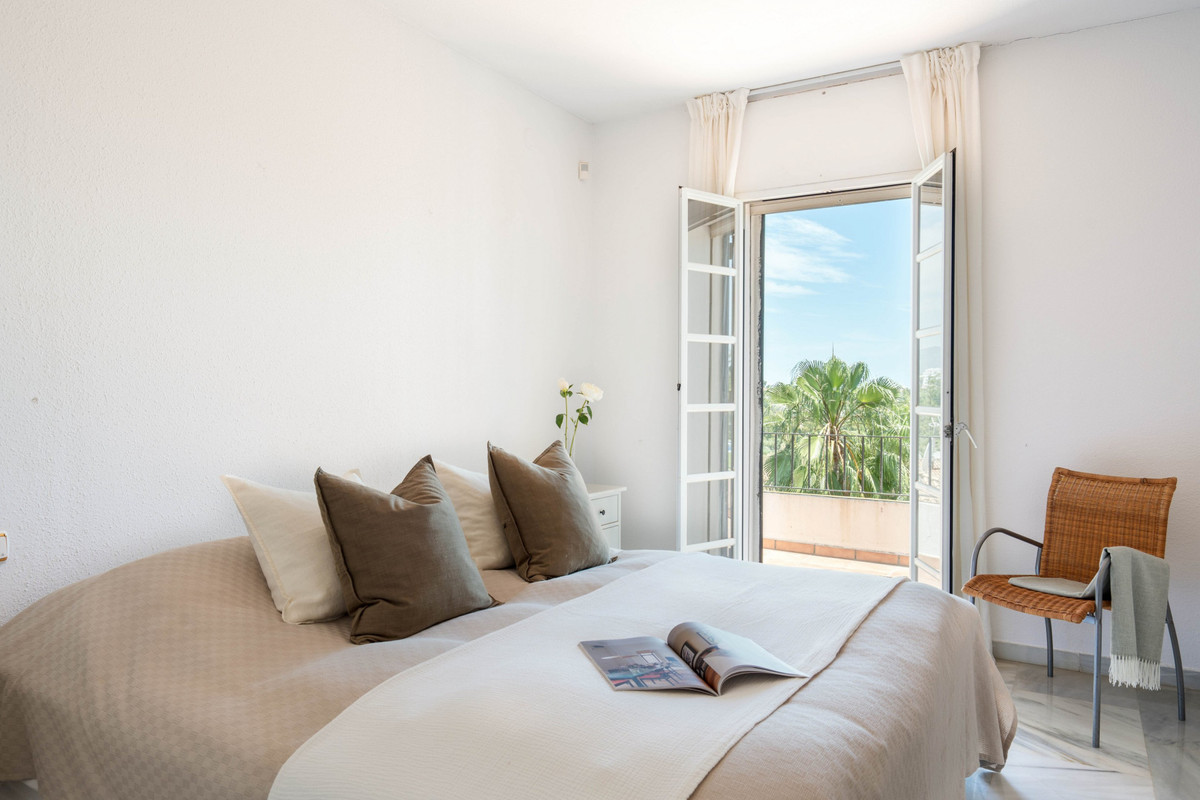 Huis te koop in Estepona | 4 slaapkamers H5124289