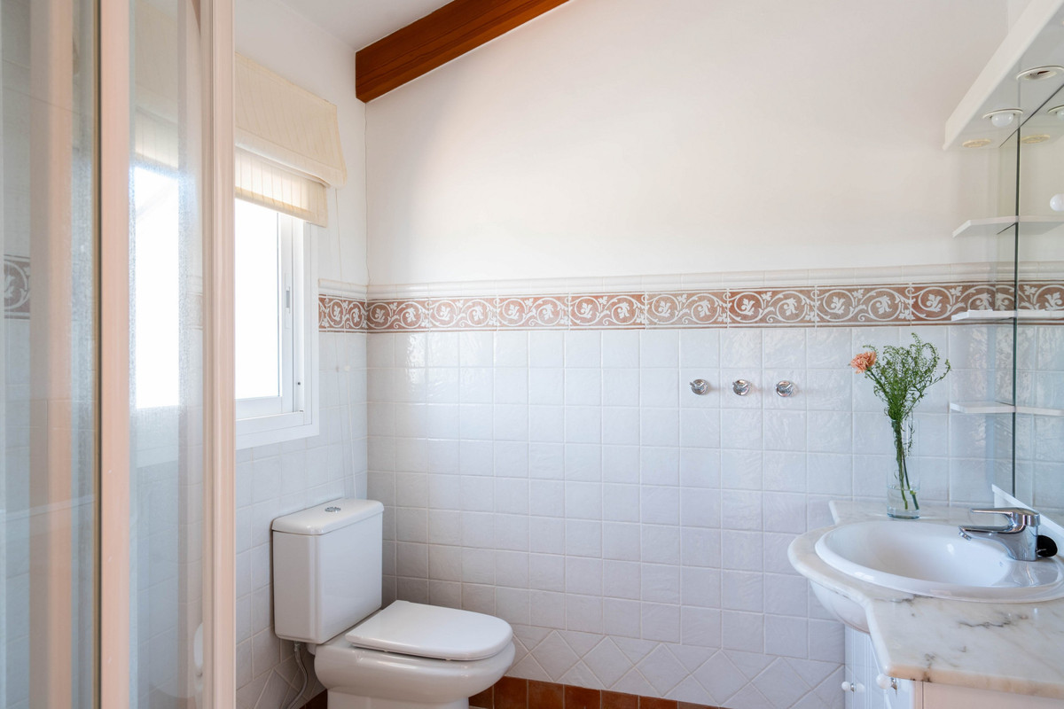 Huis te koop in Estepona | 4 slaapkamers H5124289