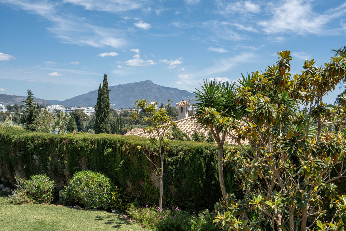 Huis te koop in Estepona | 4 slaapkamers H5124289
