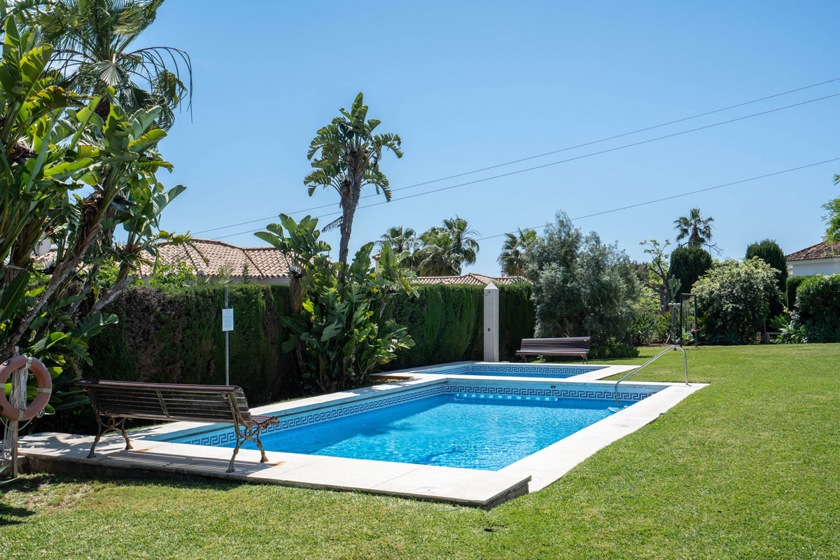 Huis te koop in Estepona | 4 slaapkamers H5124289