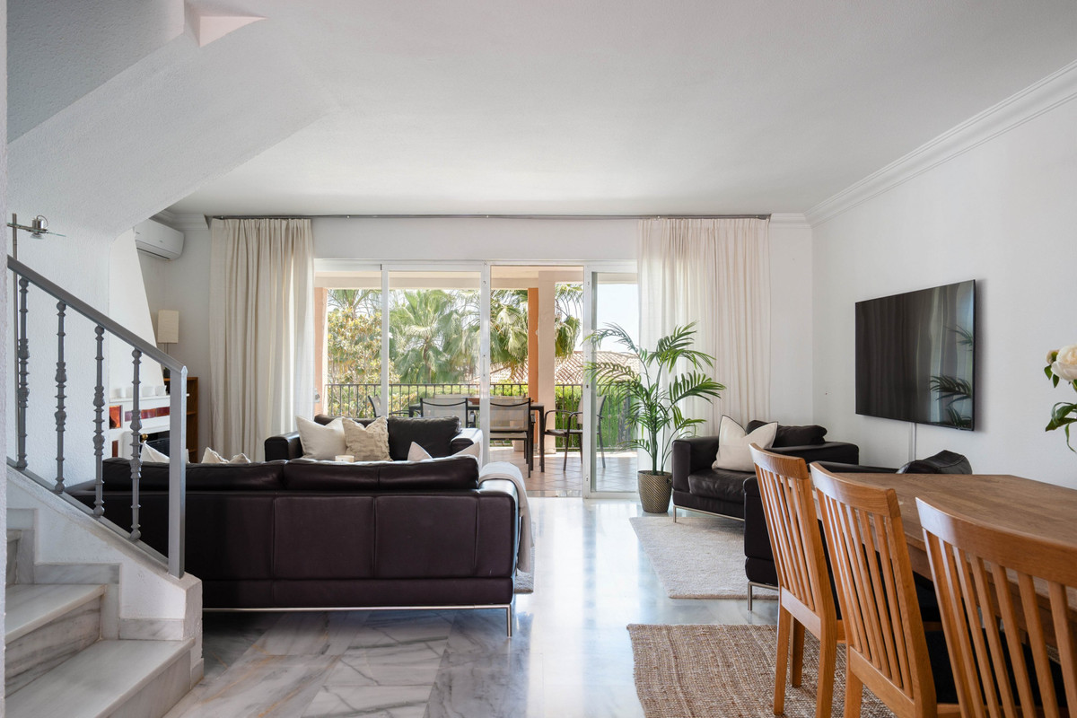 Huis te koop in Estepona | 4 slaapkamers H5124289