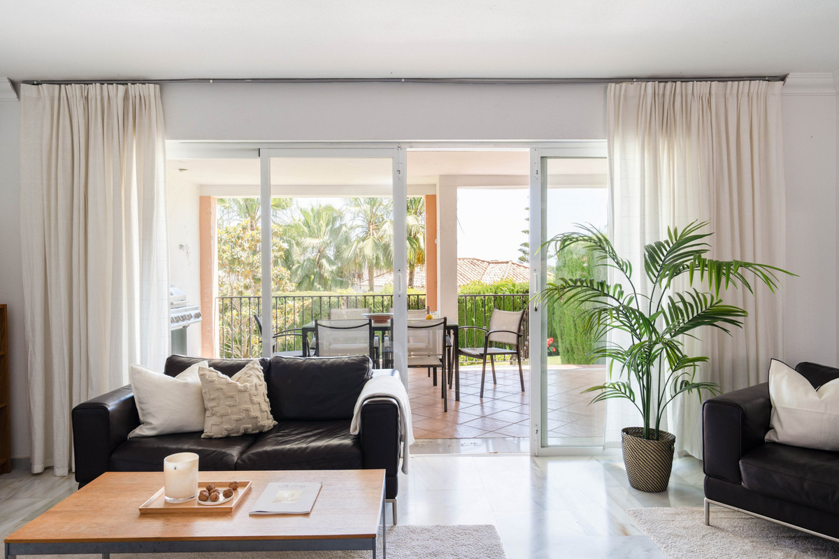 Huis te koop in Estepona | 4 slaapkamers H5124289