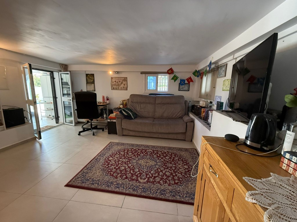 Huis te koop in Estepona | 3 slaapkamers H5130523