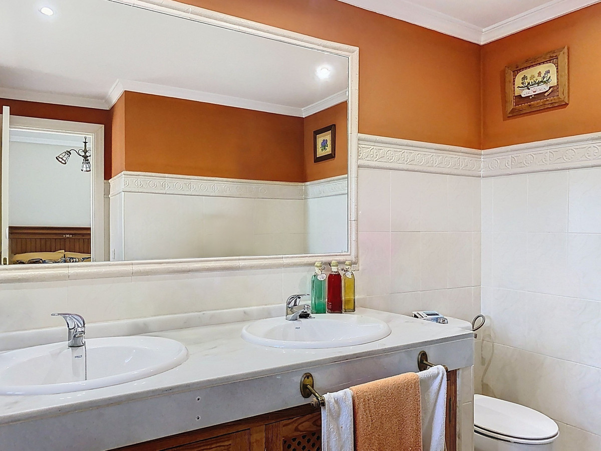 Huis te koop in Estepona | 3 slaapkamers H5133667