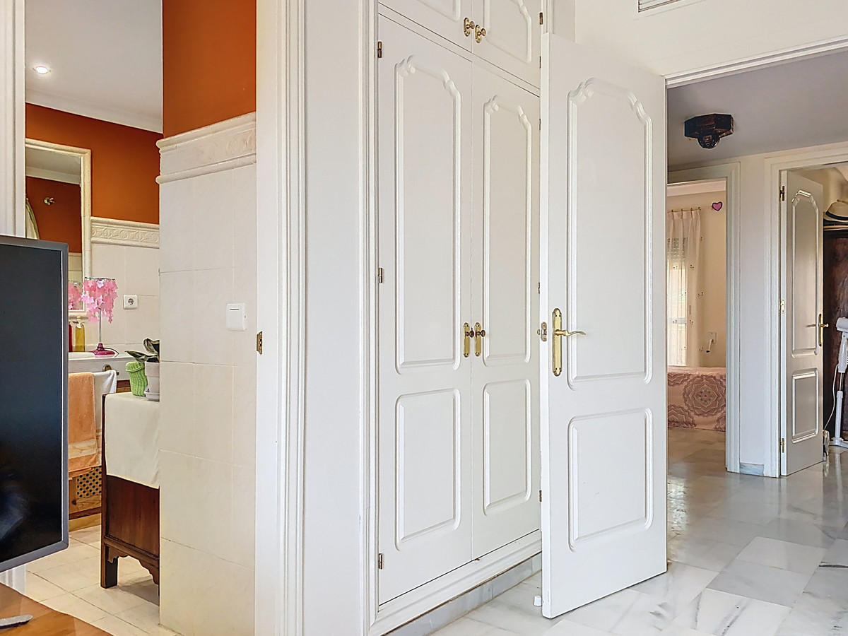 Huis te koop in Estepona | 3 slaapkamers H5133667