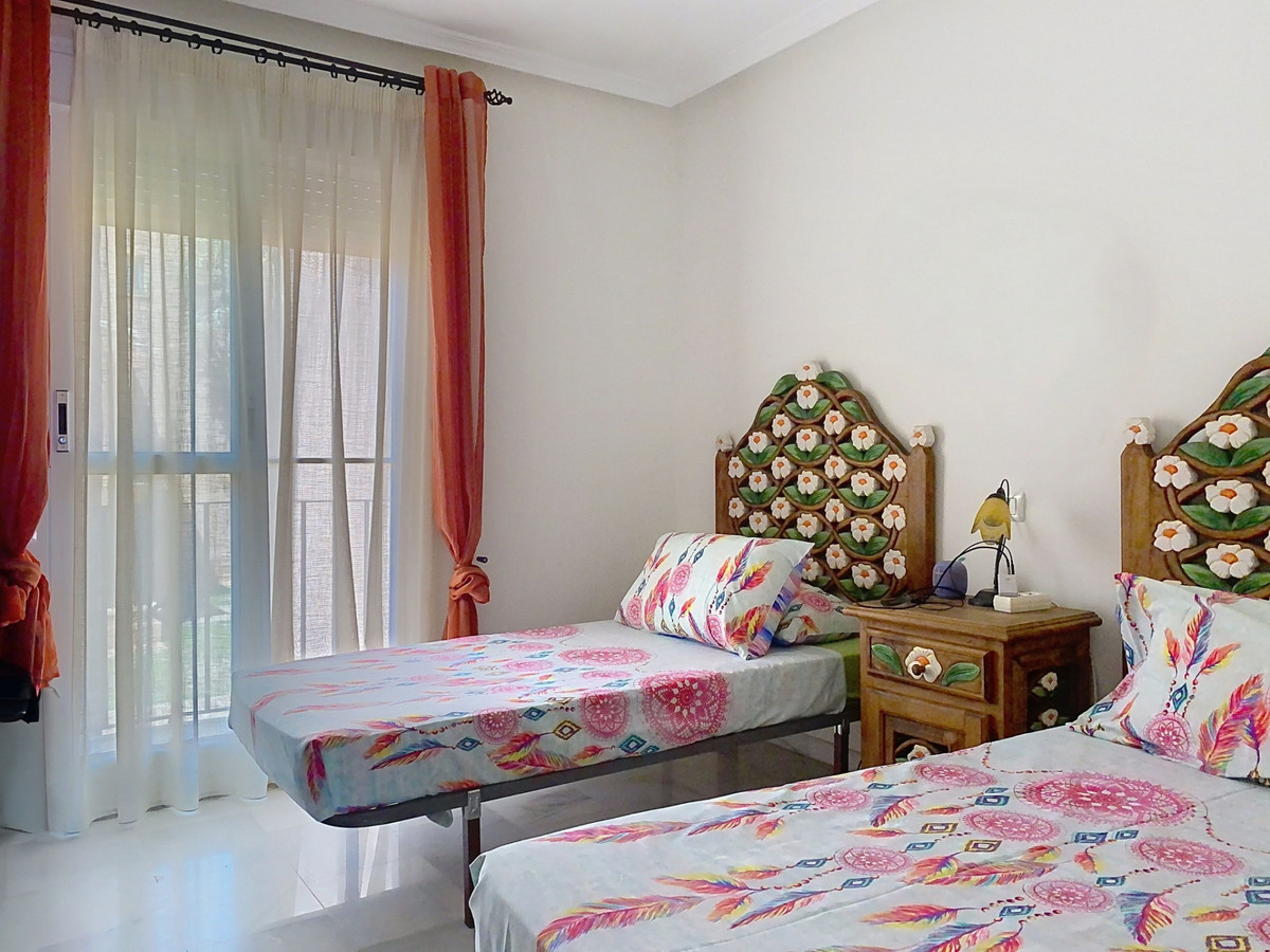 Huis te koop in Estepona | 3 slaapkamers H5133667