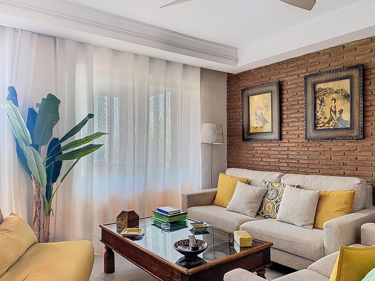 Huis te koop in Estepona | 3 slaapkamers H5133667