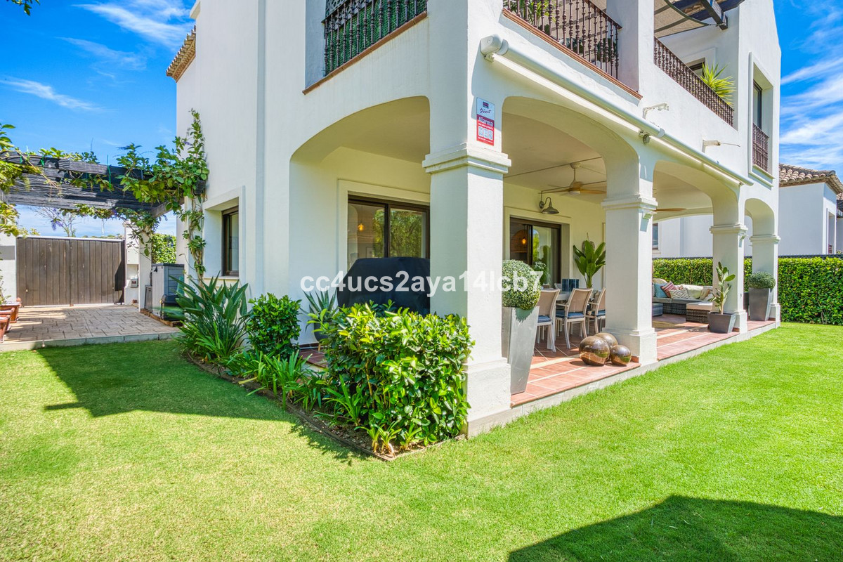 Huis te koop in Estepona | 3 slaapkamers H5137927
