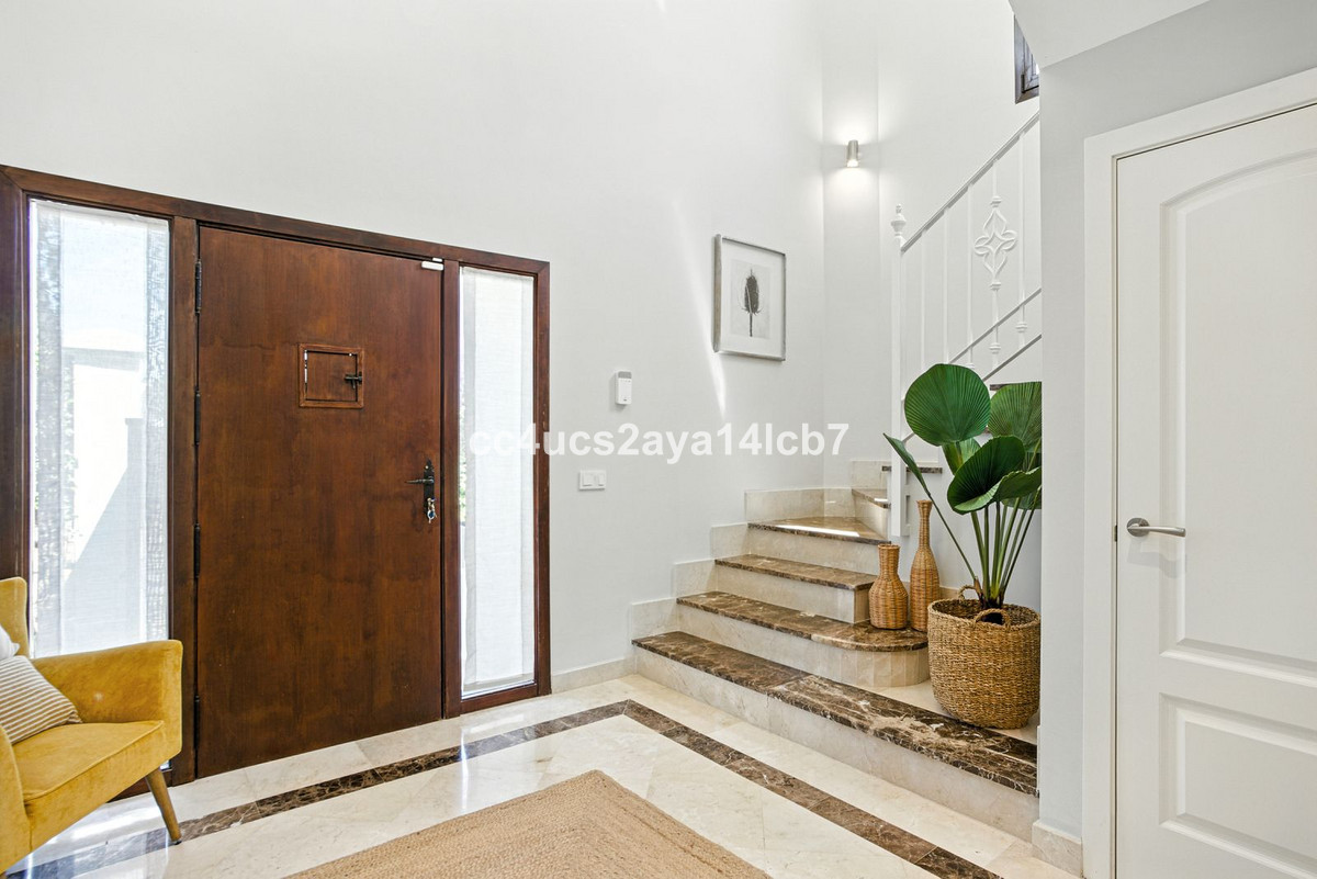 Huis te koop in Estepona | 3 slaapkamers H5137927
