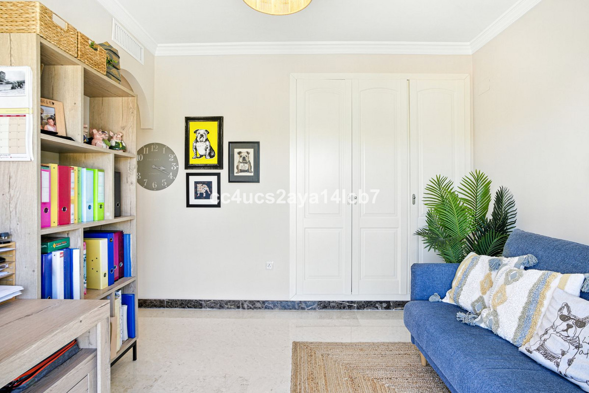 Huis te koop in Estepona | 3 slaapkamers H5137927