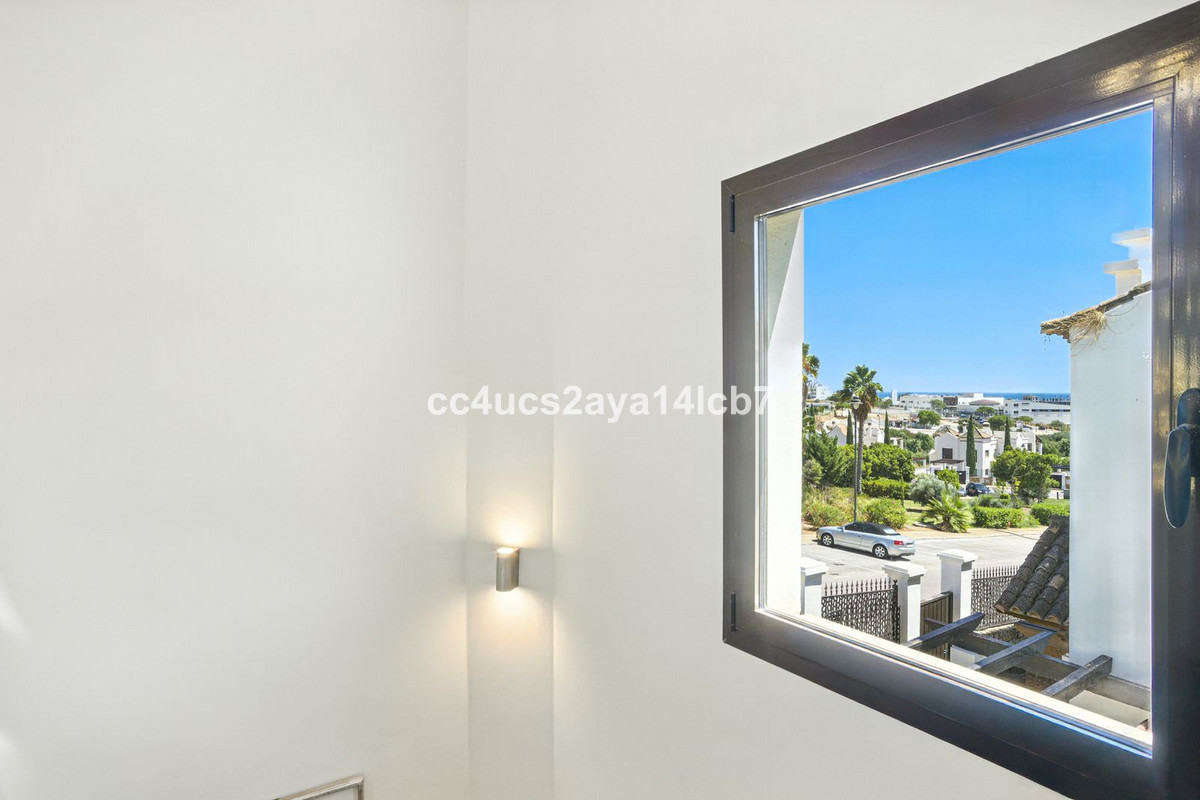 Huis te koop in Estepona | 3 slaapkamers H5137927