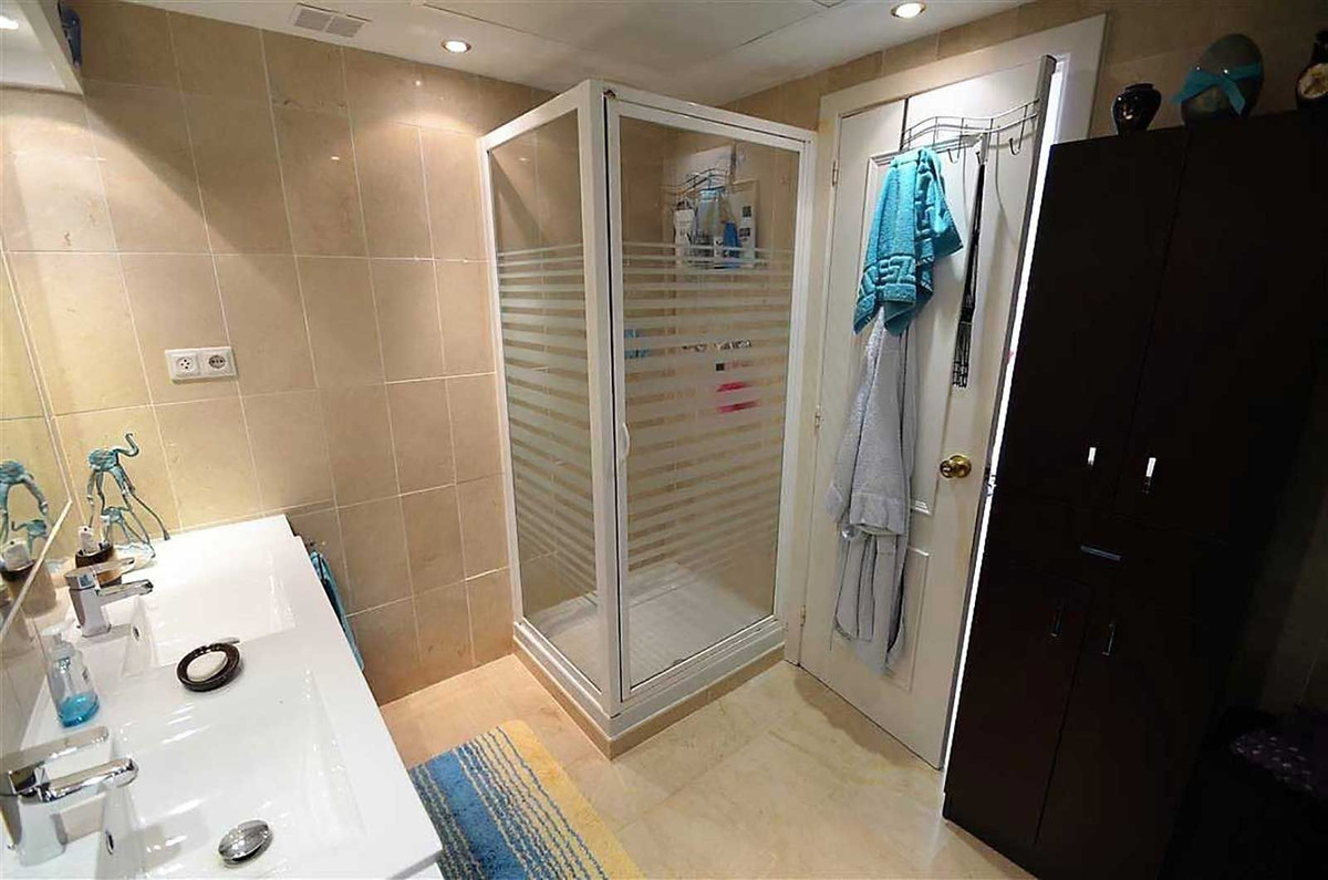 Appartement te koop in Estepona | 2 slaapkamers H5138821