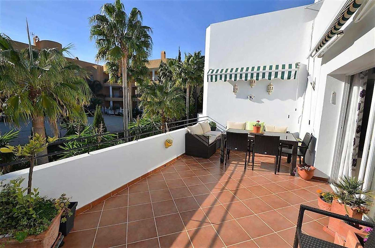 Appartement te koop in Estepona | 2 slaapkamers H5138821